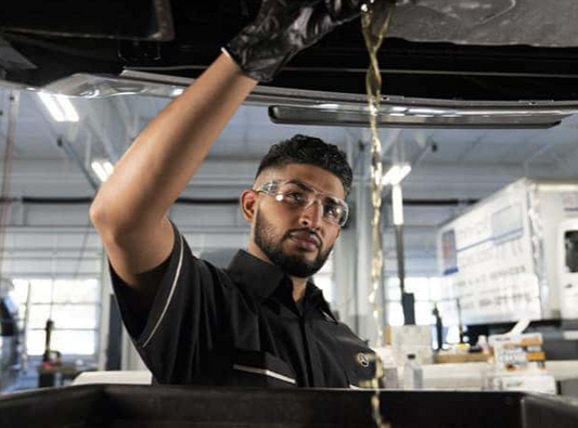 Mercedes Metris Repair Shop