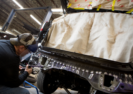 Auto Body Repair Shops That Handle Major and Minor Damage