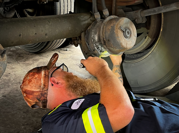 Fleet Maintenance Service for Companies to Maximize Uptime