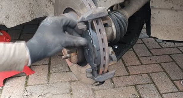 Step-by-Step Ford Transit Brake Service Mode Instructions