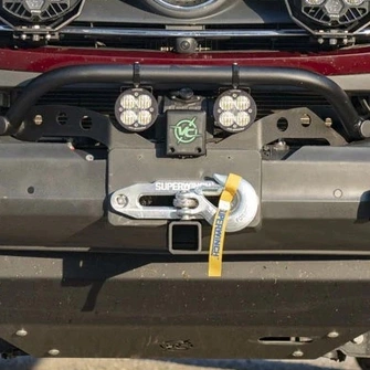 FRONT WINCH MOUNT WITH INCLUDED TOW HOOKS – SPRINTER (2019+). Photo 5